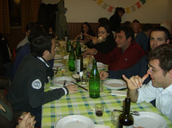 album/cena_beneficenza_15_02_2008/sala_3.jpg