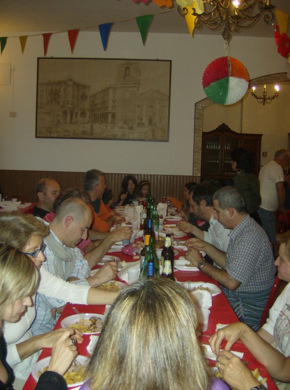 album/sagra_ravioli_2008_venerdi/sagra_ravioli_2008_venerdi_18.jpg