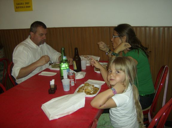 album/sagra_ravioli_2008_venerdi/sagra_ravioli_2008_venerdi_27.jpg